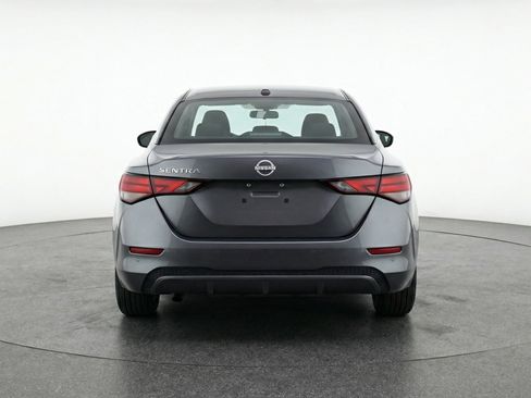 Used 2025 Nissan Sentra SV image 7