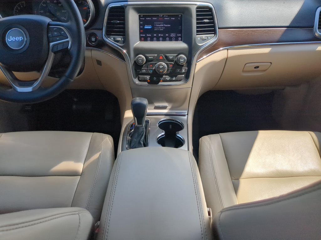 Used 2018 Jeep Grand Cherokee Limited w/ Trailer Tow Group IV RWD image 17