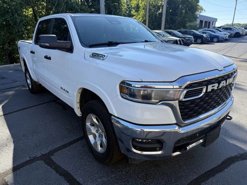 Used 2025 RAM 1500 Lone Star AWD/4WD image 5