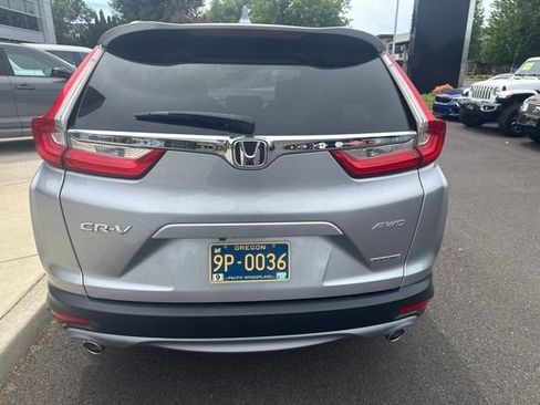 Used 2018 Honda CR-V Touring image 6