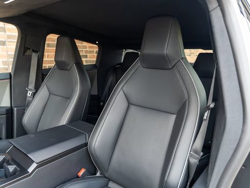Used 2026 Tesla Cybertruck Cyberbeast AWD/4WD image 4