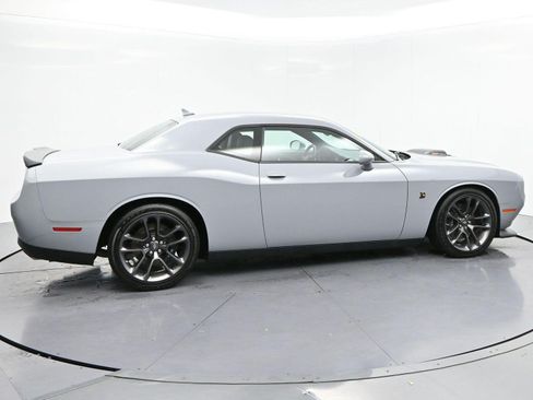 Used 2021 Dodge Challenger R/T Scat Pack w/ Shaker Package RWD image 8