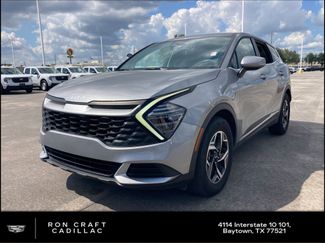 Used 2024 Kia Sportage LX image 1