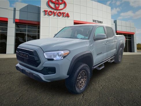 Used 2023 Toyota Tacoma 4x4 Double Cab w/ Trail Edition image 7
