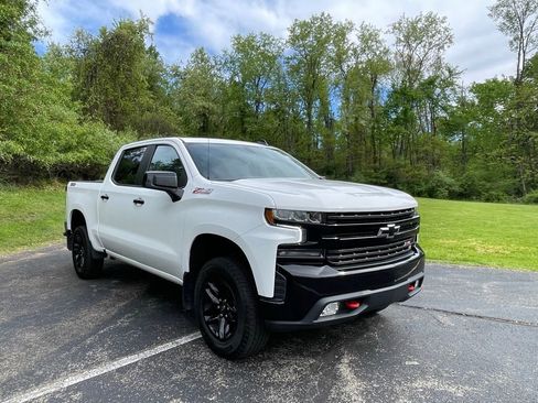 Certified 2021 Chevrolet Silverado 1500 LT Trail Boss w/ Convenience Package II AWD/4WD image 1