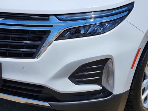 Certified 2024 Chevrolet Equinox LT FWD image 10