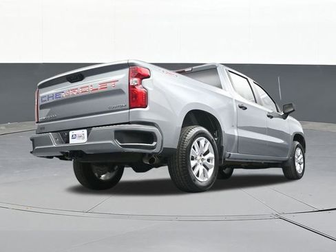 Used 2025 Chevrolet Silverado 1500 Custom image 44