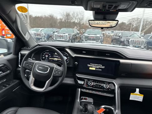 New 2026 GMC Sierra 1500 Denali w/ Denali Reserve Package image 14