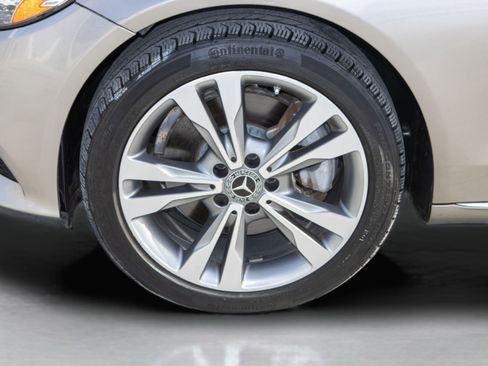 Used 2019 Mercedes-Benz C 300 4MATIC Sedan w/ Premium Package image 34