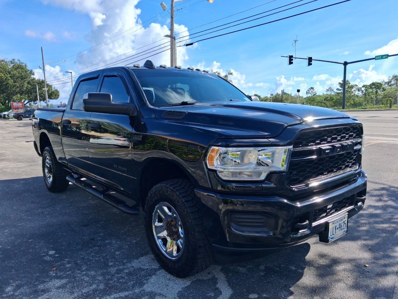 Used 2020 RAM 2500 Tradesman AWD/4WD image 4