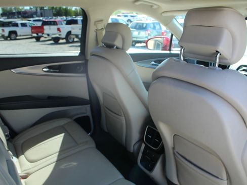 Used 2016 Lincoln MKX Reserve w/ Technology Package image 27