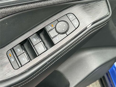 Used 2022 Nissan Rogue SV image 22