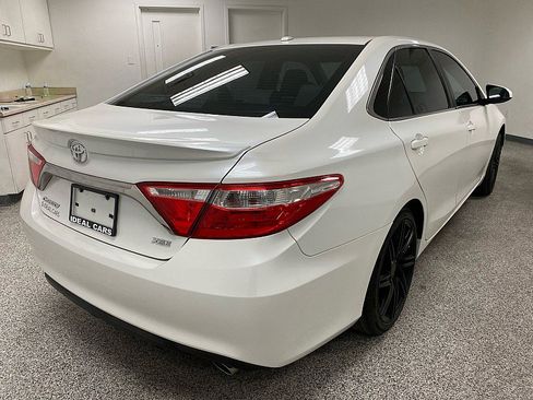 Used 2017 Toyota Camry XSE w/ Advanced Technology Package image 5