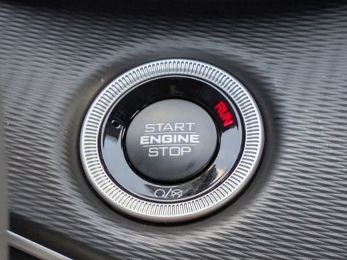 New 2025 Jeep Grand Cherokee Laredo X w/ Trailer Tow Package image 16