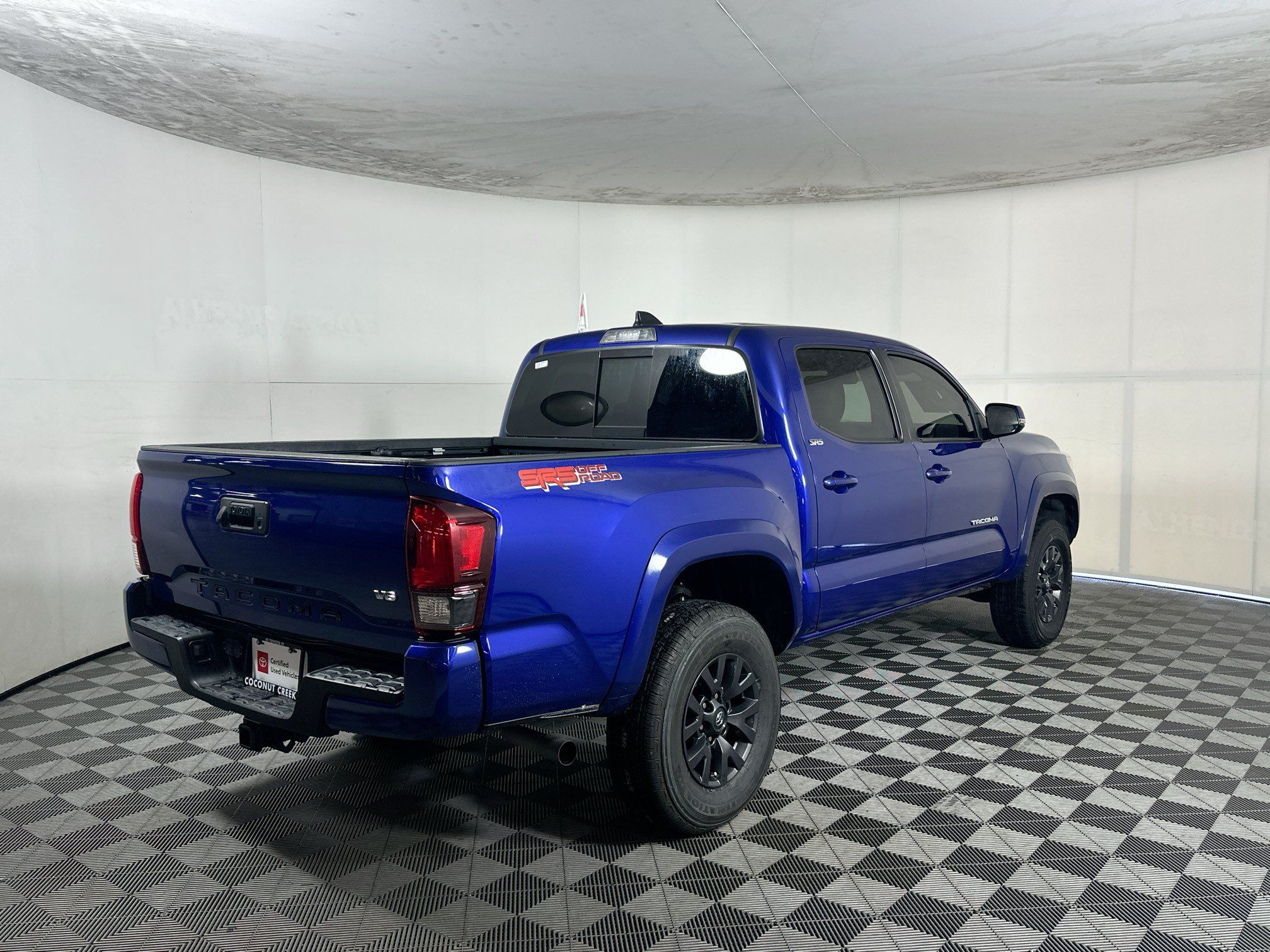 Certified 2023 Toyota Tacoma SR5 w/ Technology Package RWD image 3