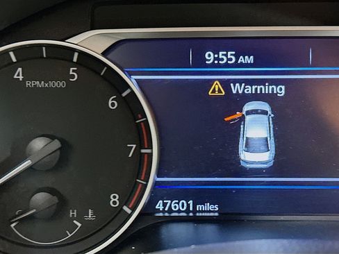 Used 2024 Nissan Altima 2.5 SR image 18