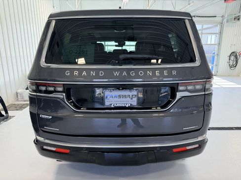 Used 2022 Jeep Grand Wagoneer Series II w/ Convenience Group III AWD/4WD image 5