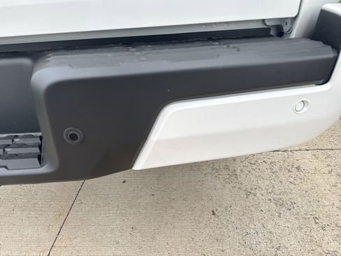 New 2026 Nissan Frontier SV image 6