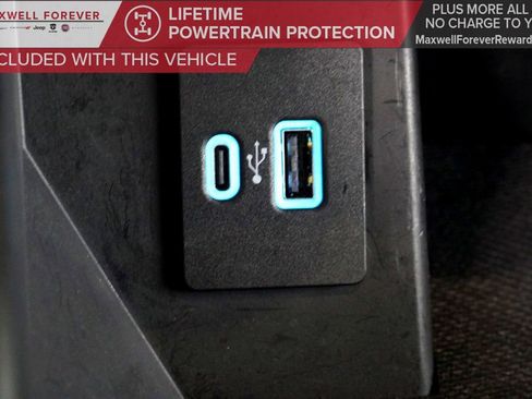 Used 2024 Ford F150 Lariat w/ FX4 Off-Road Package image 21