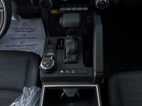 New 2026 Toyota 4Runner TRD Off-Road Premium AWD/4WD image 15