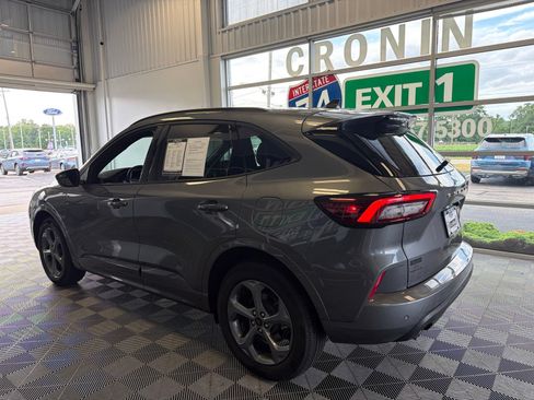 Used 2024 Ford Escape ST-Line w/ Tech Pack #1 AWD/4WD image 4
