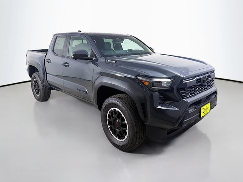 New 2026 Toyota Tacoma TRD Off-Road AWD/4WD image 3