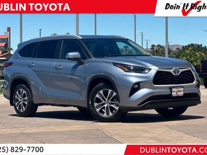 Used 2023 Toyota Highlander XLE