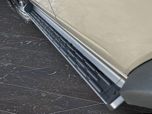 New 2025 Ford Bronco Outer Banks w/ Sasquatch Package image 48