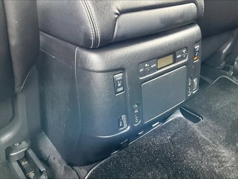Used 2018 Nissan Armada Platinum w/ Captain Seat Package AWD/4WD image 25
