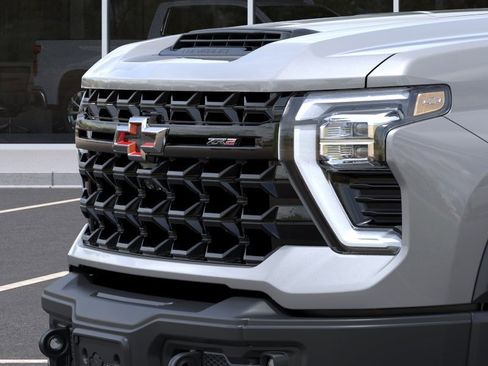 New 2026 Chevrolet Silverado 2500 ZR2 AWD/4WD image 13