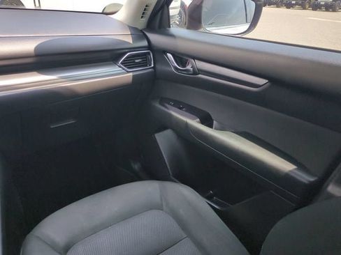 Used 2020 MAZDA CX-5 Sport FWD image 16