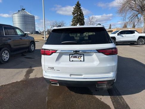 Used 2023 Chevrolet Traverse High Country image 6