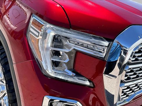 Used 2022 GMC Sierra 1500 Denali w/ Denali Reserve Package AWD/4WD image 27