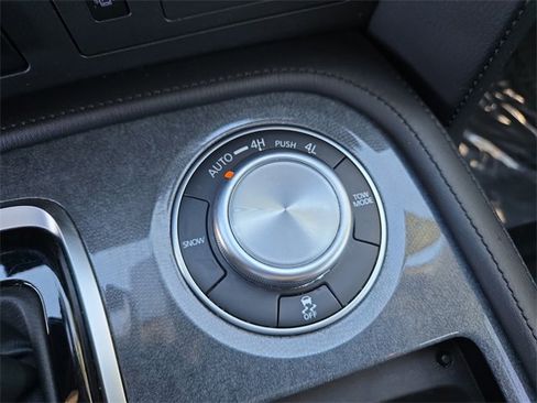 Used 2022 Nissan Armada SV w/ Cargo Package image 36