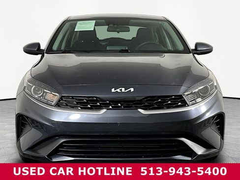 Certified 2022 Kia Forte LXS FWD image 2