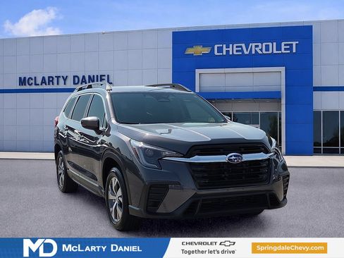Used 2025 Subaru Ascent Premium AWD/4WD image 1