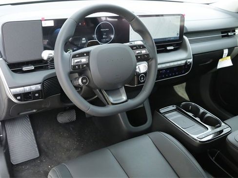 New 2026 Hyundai Ioniq 5 SEL image 8