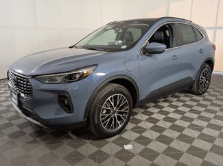 New 2025 Ford Escape SE w/ PHEV Premium Package video 3