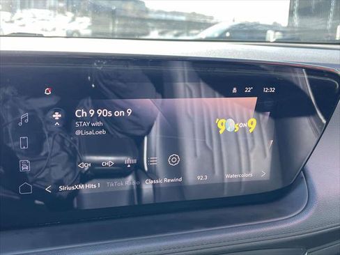 Used 2025 Buick Encore GX Avenir w/ Avenir Convenience Package image 28