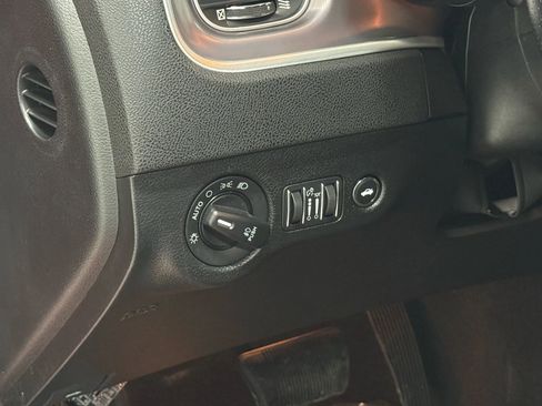 Used 2022 Dodge Charger R/T image 31