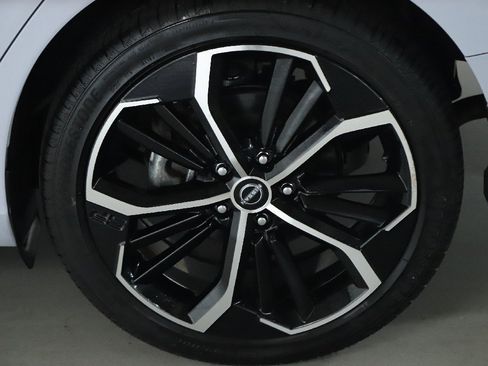 Certified 2024 Nissan Altima 2.5 SR w/ SR Premium Package image 40