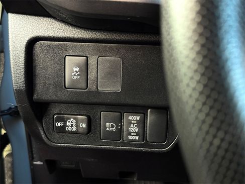 Certified 2023 Toyota Tacoma TRD Off-Road image 26