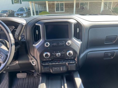 Used 2019 GMC Sierra 1500 AT4 w/ Off Road Performance Package AWD/4WD image 25