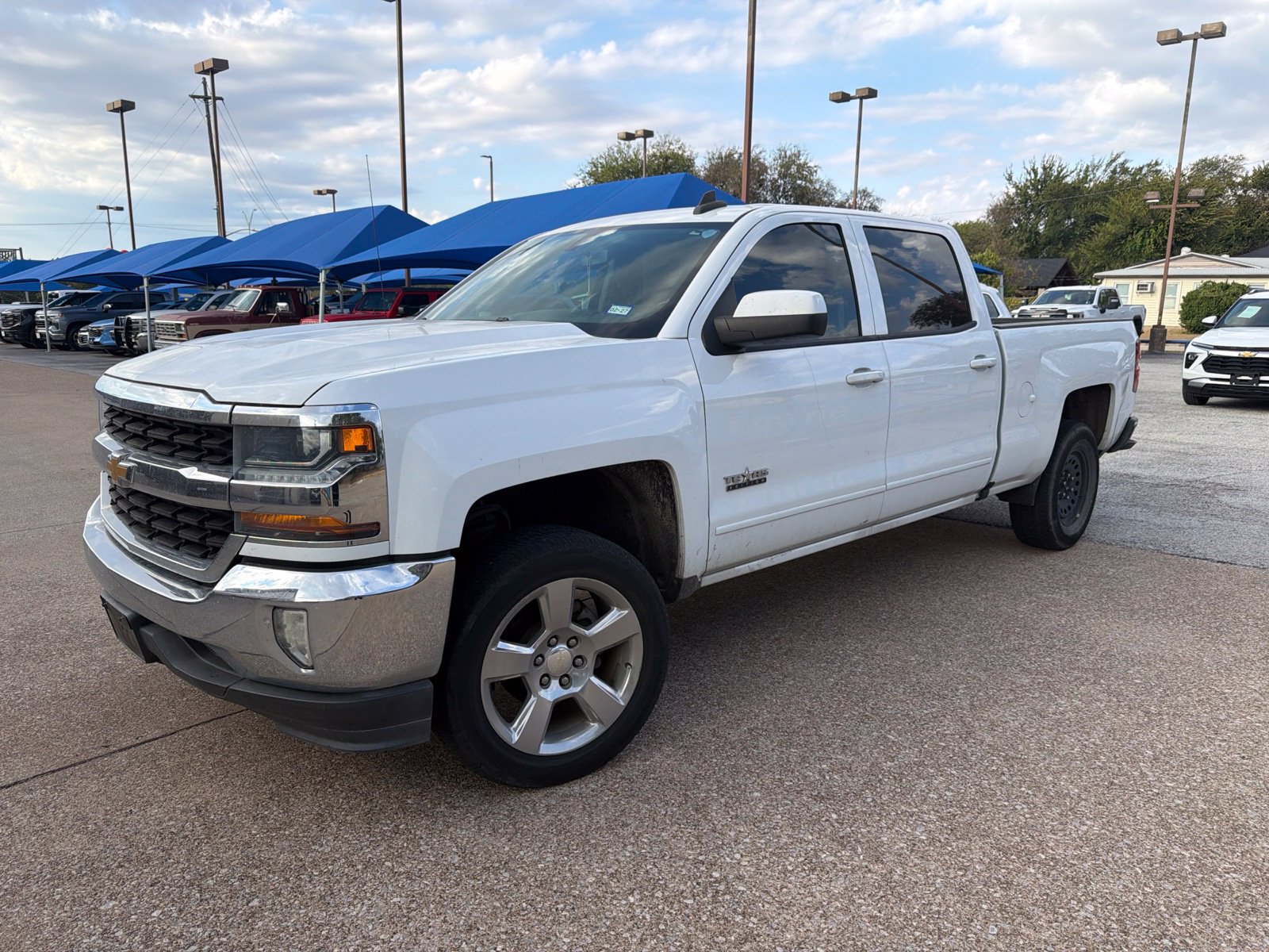 Used 2018 Chevrolet Silverado 1500 LT w/ Texas Edition RWD image 1