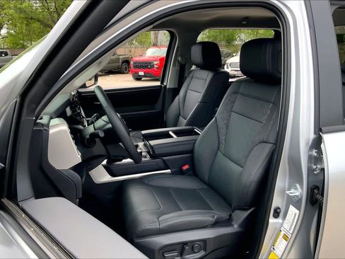 Used 2024 Toyota Tundra SR5 w/ SR5 Premium Package image 8