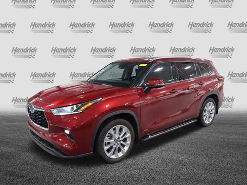 Used 2023 Toyota Highlander Limited image 5