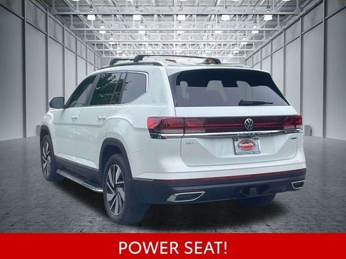 Used 2025 Volkswagen Atlas SEL AWD/4WD image 10