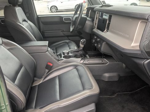 Used 2025 Ford Bronco Outer Banks AWD/4WD image 37