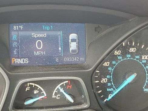 Used 2015 Ford Escape SE FWD image 12