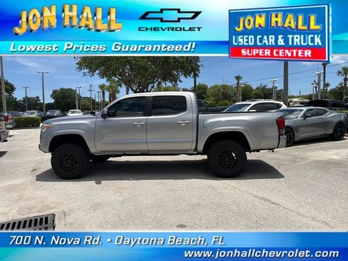 Used 2020 Toyota Tacoma SR w/ SR Convenience Package RWD image 4